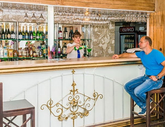 Рестораны и бары - Санаторий «Родник» Анапа